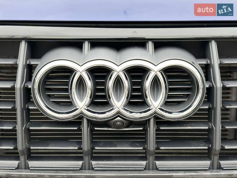 Audi-3