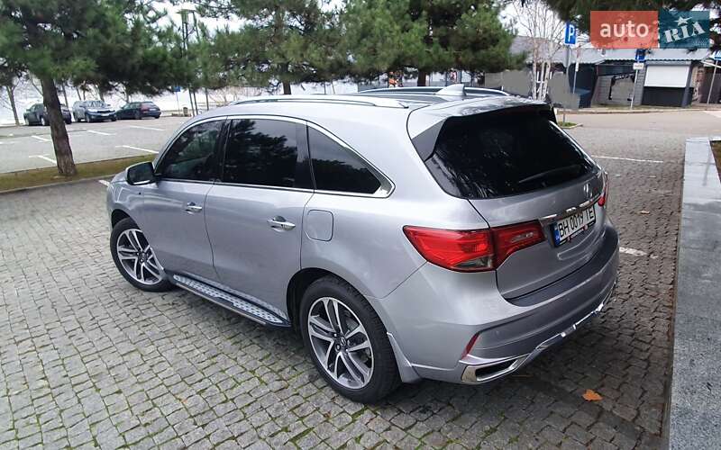 Acura-18