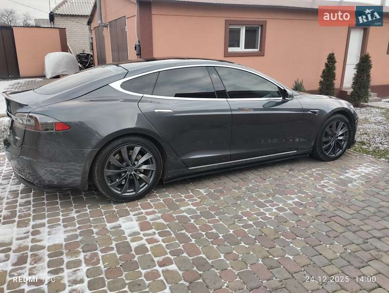 Tesla-14