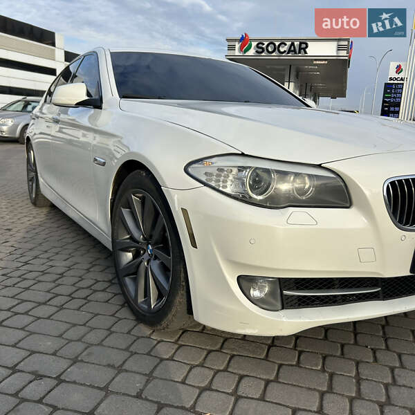 BMW 5 Series 2011