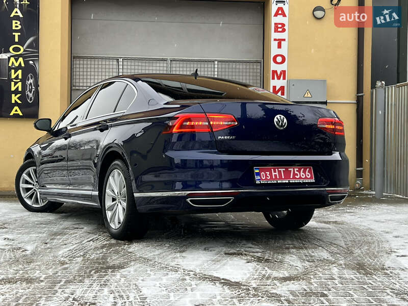 Volkswagen Passat 2019