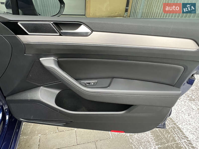 Volkswagen Passat 2019