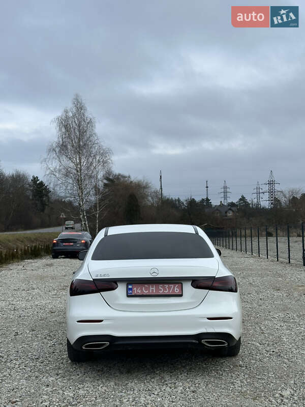 Mercedes-Benz E-Class 2021