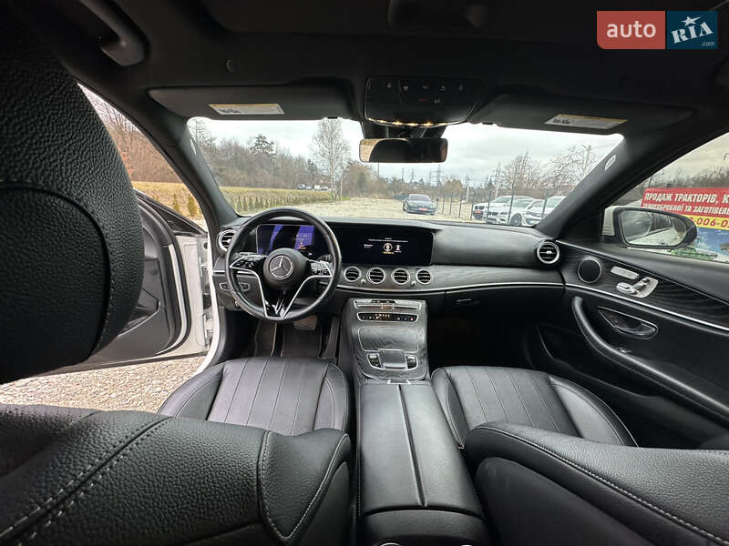 Mercedes-Benz E-Class 2021