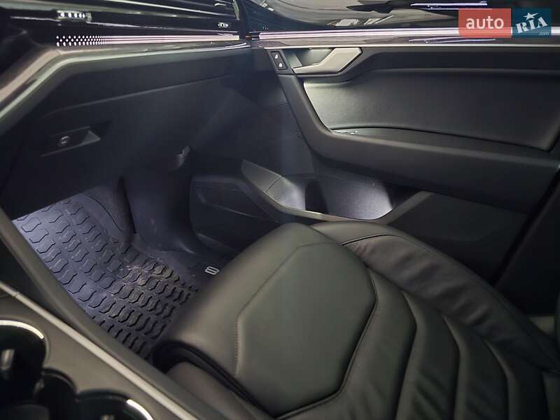 Volkswagen Touareg 2021