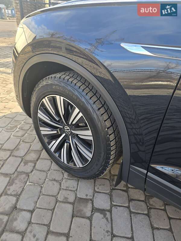 Volkswagen Touareg 2021