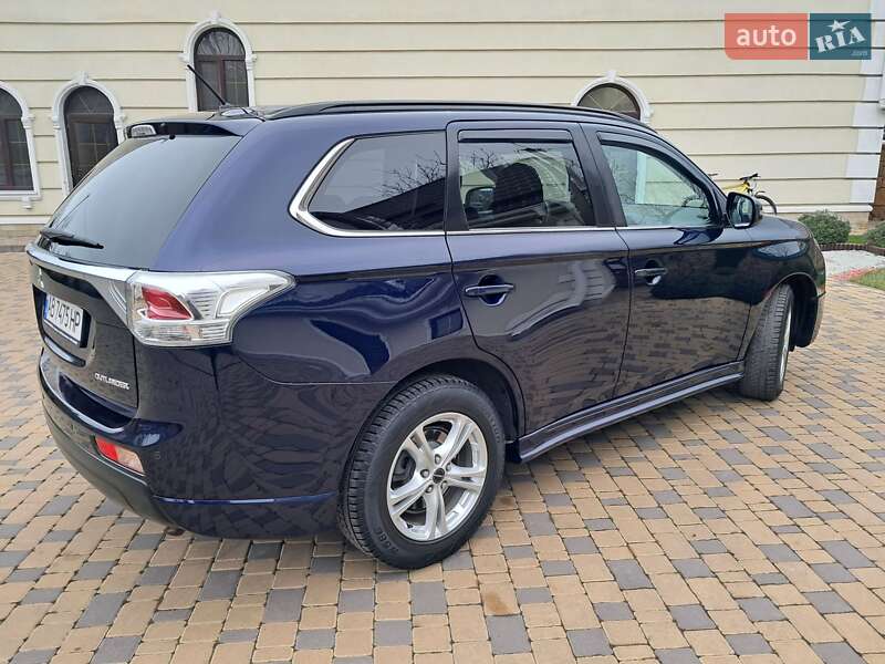 Mitsubishi Outlander 2013