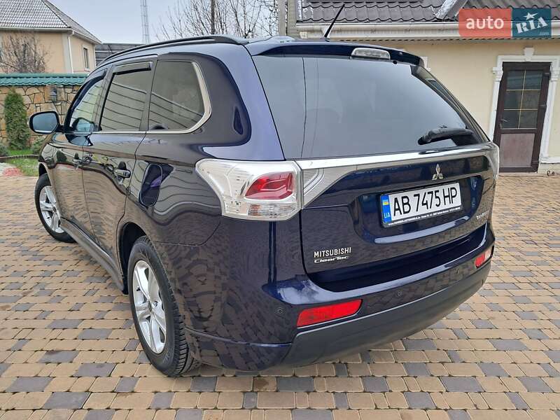 Mitsubishi Outlander 2013