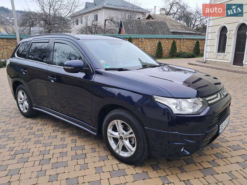 Mitsubishi Outlander 2013