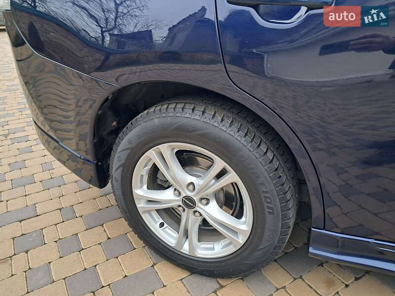 Mitsubishi Outlander 2013