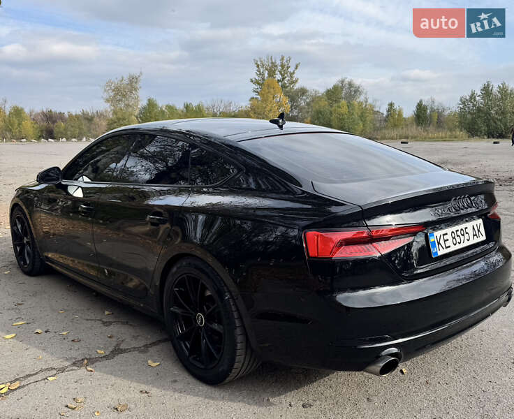 Audi-2