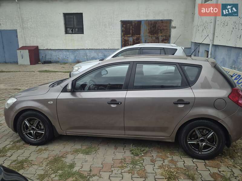 Kia Ceed 2008