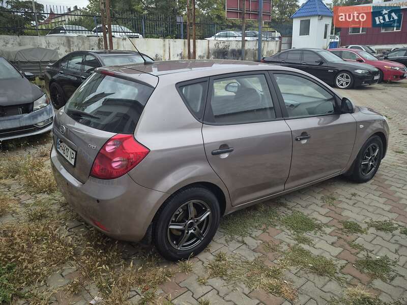 Kia Ceed 2008