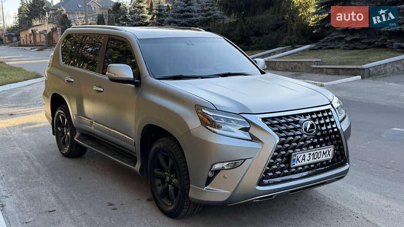 Lexus-10