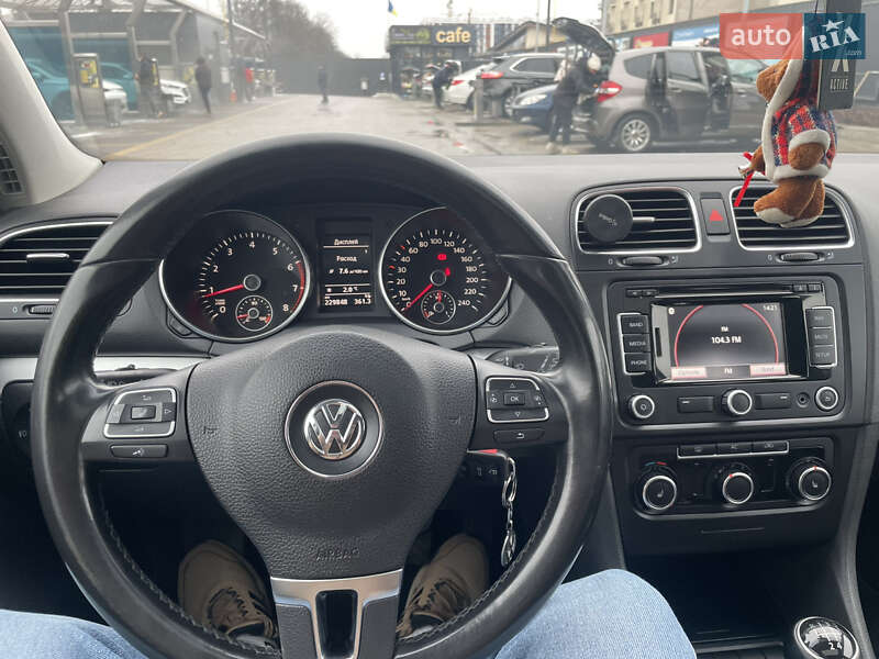 Volkswagen Golf 2011