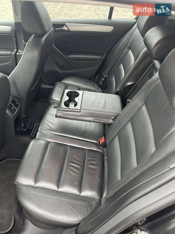 Volkswagen Golf 2011