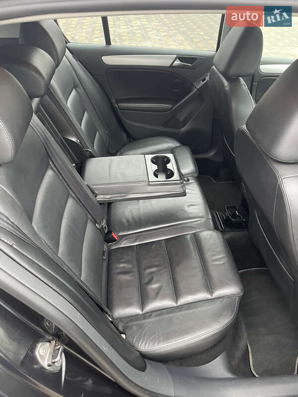 Volkswagen Golf 2011