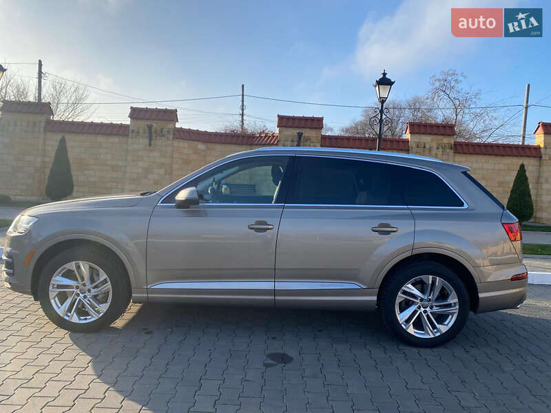 Audi Q7 2016