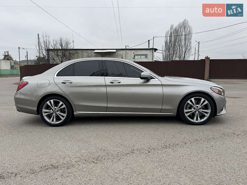 Mercedes-Benz C-Class 2019