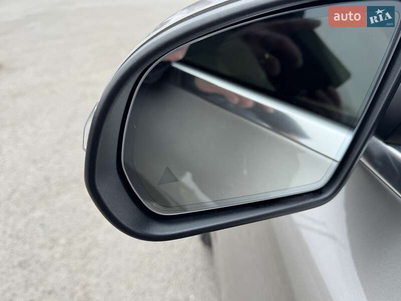 Mercedes-Benz C-Class 2019