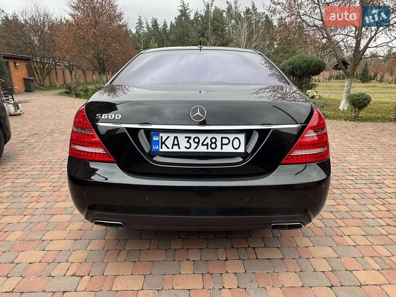 Mercedes-Benz S-Class 2009