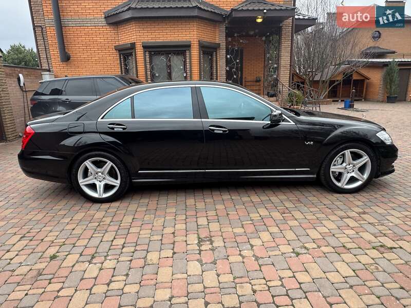 Mercedes-Benz S-Class 2009