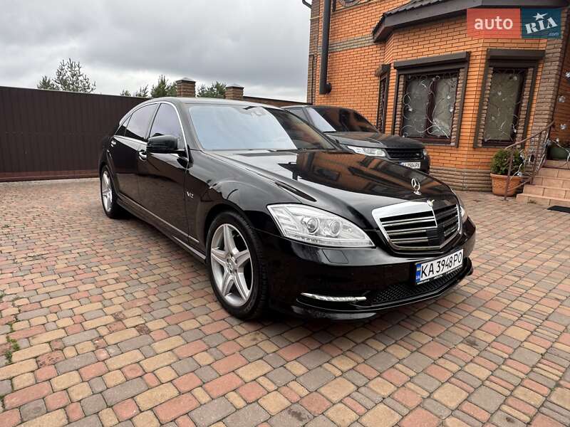 Mercedes-Benz S-Class 2009