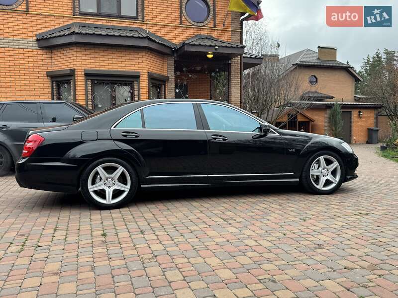 Mercedes-Benz S-Class 2009