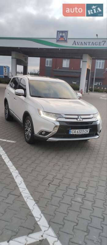 Mitsubishi Outlander 2017