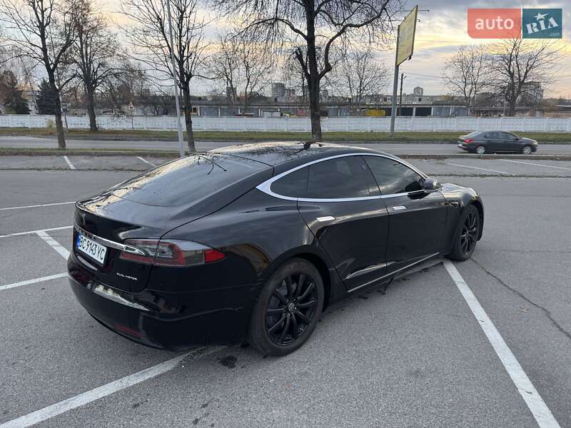 Tesla-4