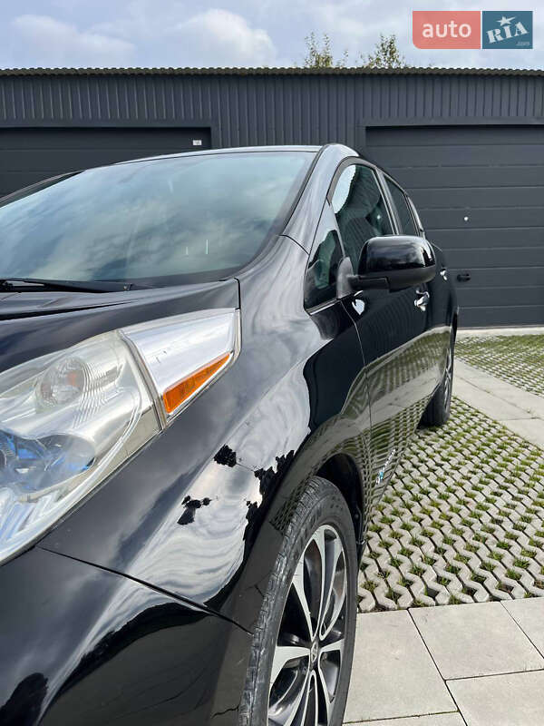 Nissan Leaf 2014