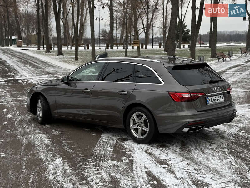Audi A4 2021