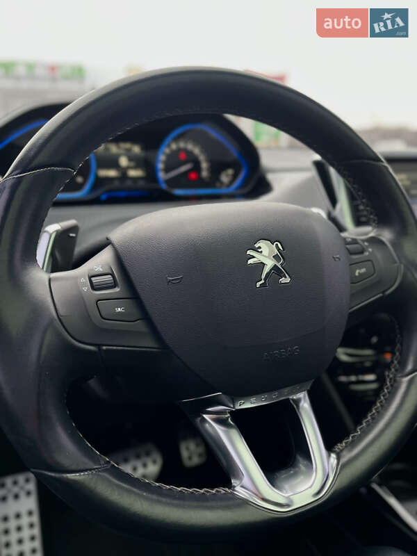 Peugeot 2008 2015