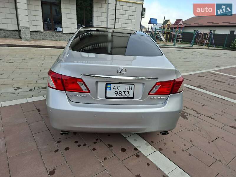 Lexus-7