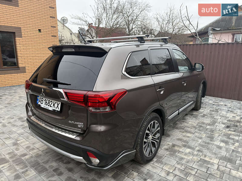 Mitsubishi Outlander 2015