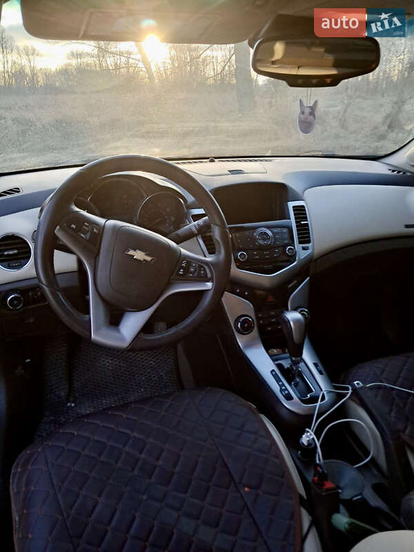 Chevrolet Cruze 2013