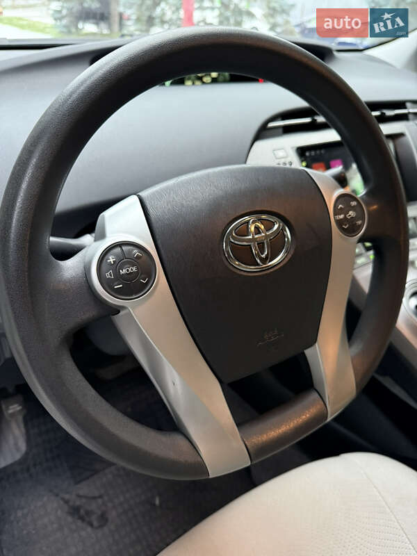 Toyota Prius 2014