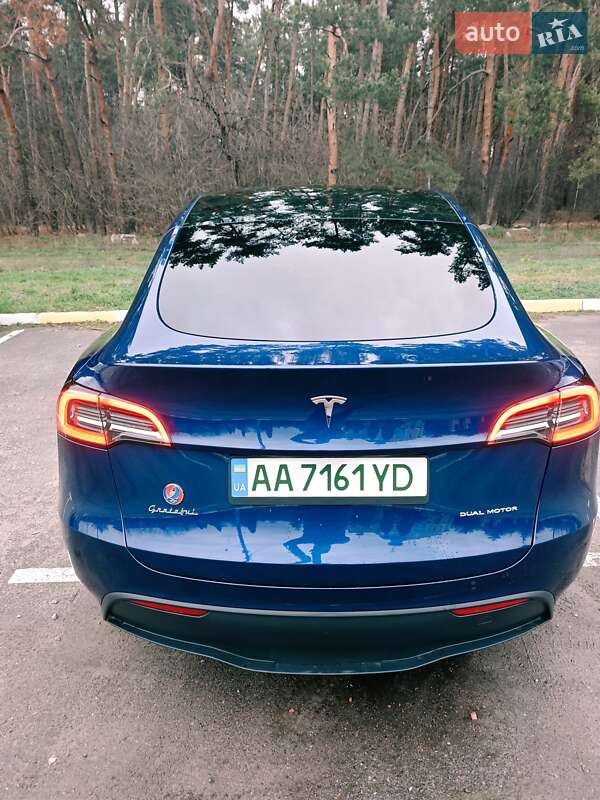 Tesla-33