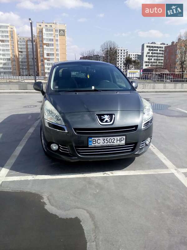 Peugeot 5008 2010