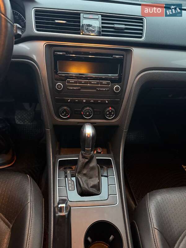 Volkswagen Passat 2015