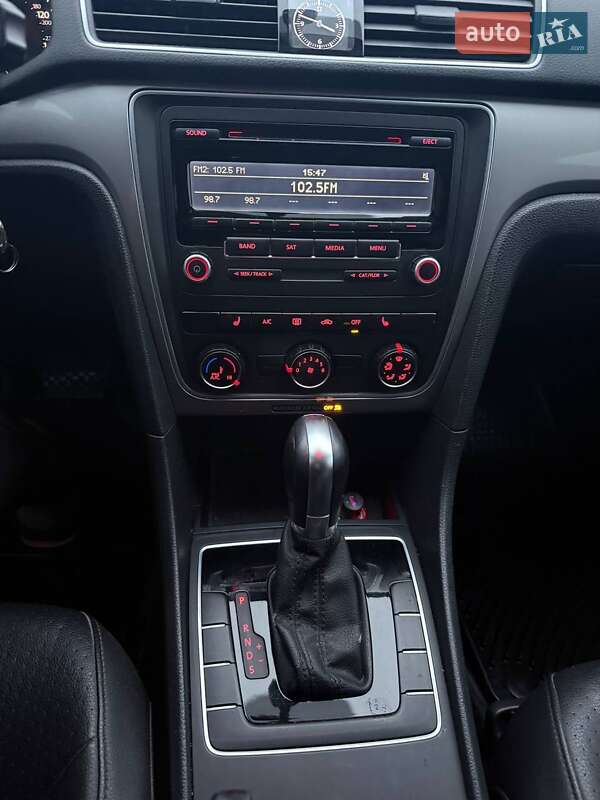 Volkswagen Passat 2015