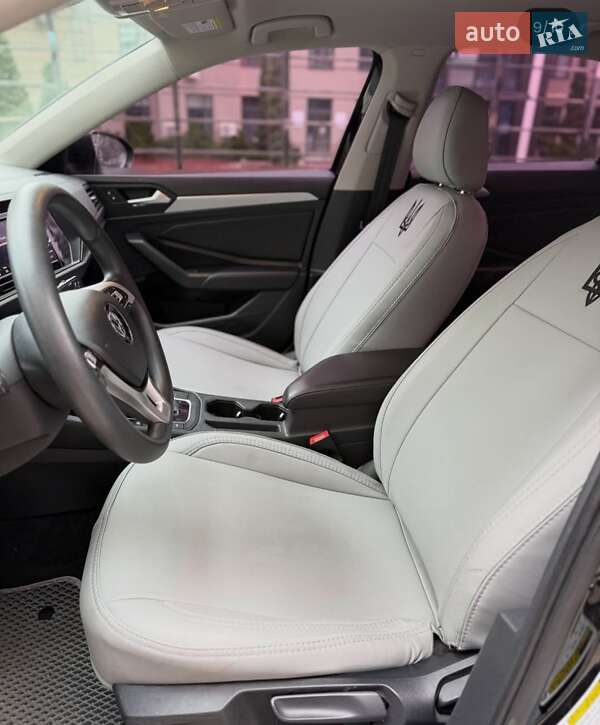 Volkswagen Jetta 2018