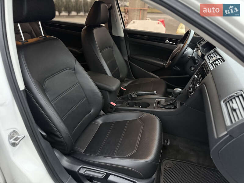 Volkswagen Passat 2015