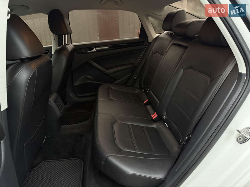 Volkswagen Passat 2015