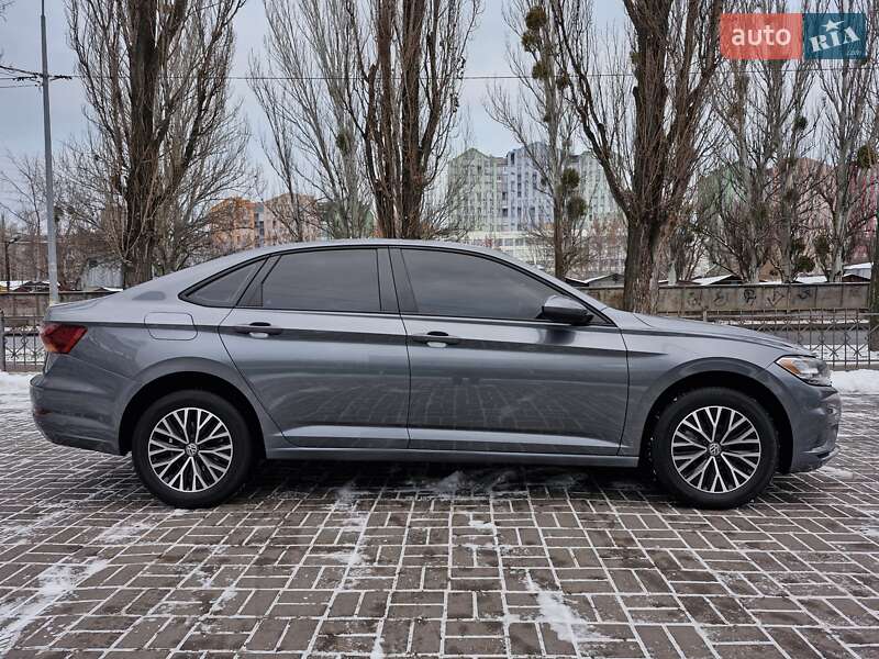 Volkswagen Jetta 2020