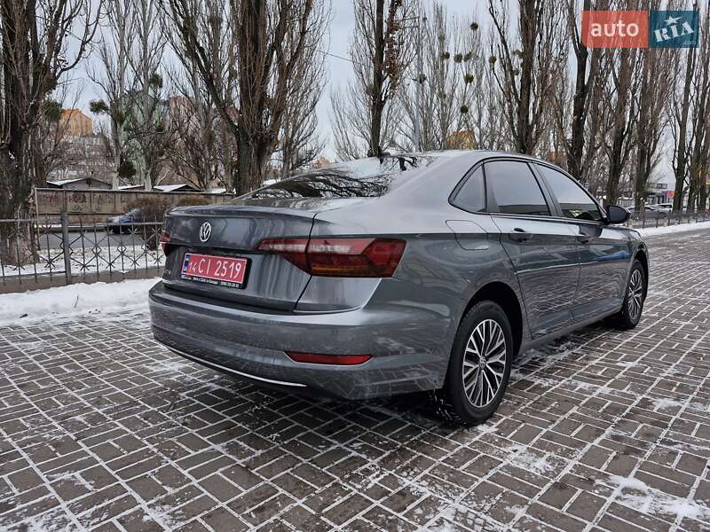 Volkswagen Jetta 2020