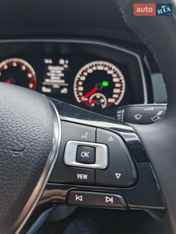 Volkswagen Jetta 2020