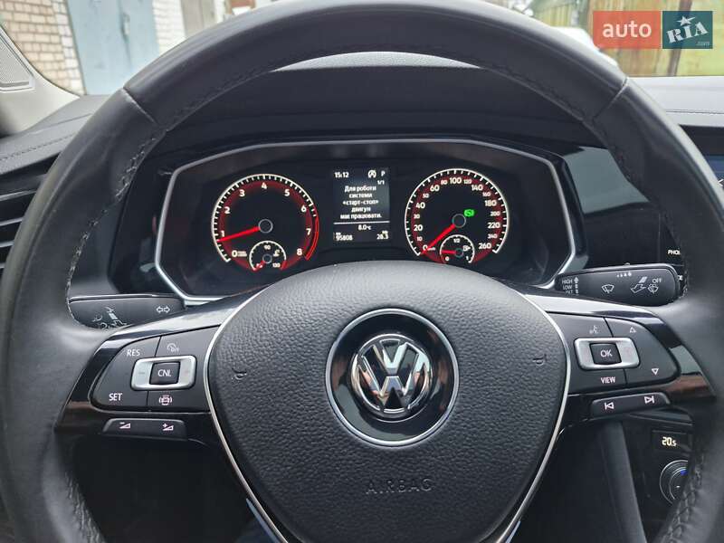 Volkswagen Jetta 2020