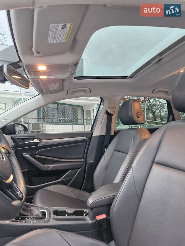 Volkswagen Jetta 2020