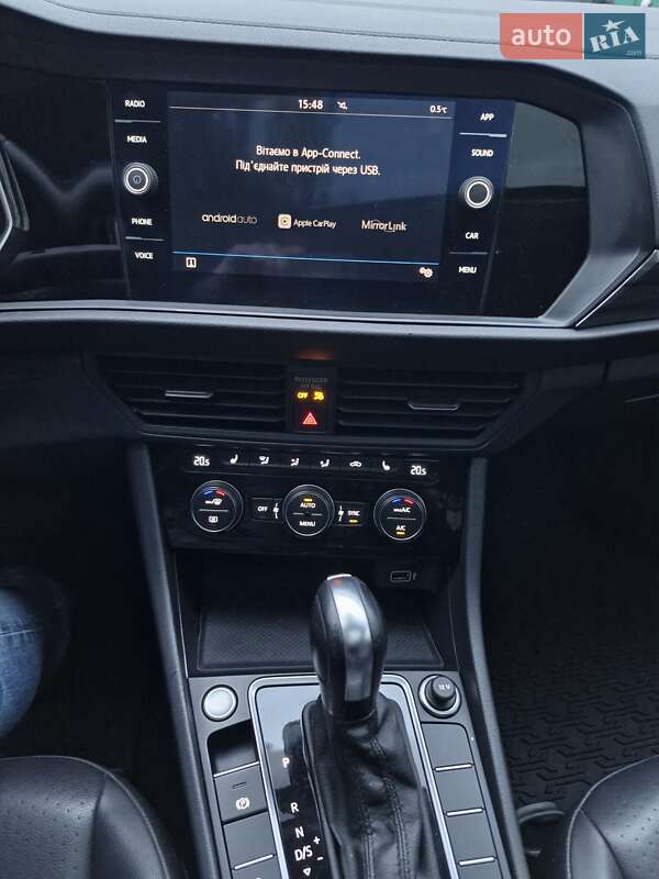 Volkswagen Jetta 2020